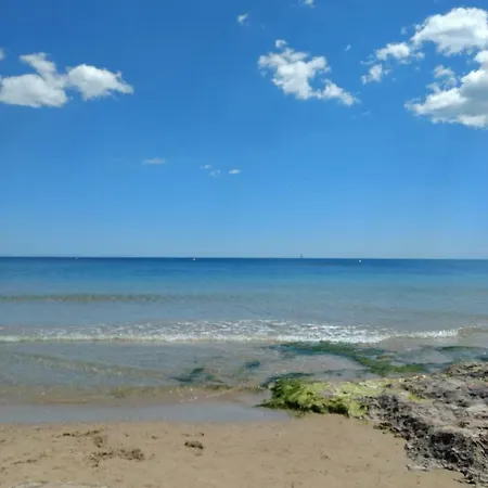 Lovely Beach With A Communal Roof Pool Apartamento
