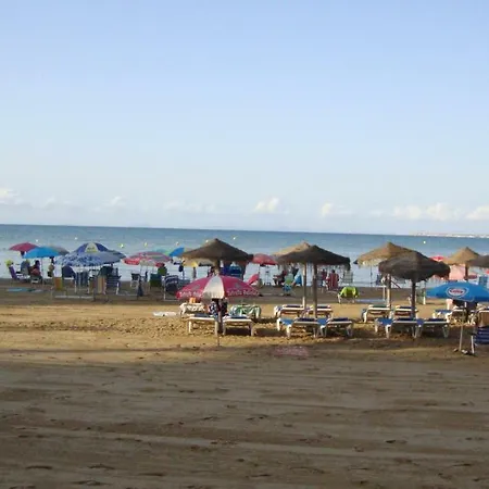Lovely Beach With A Communal Roof Pool Apartamento Torrevieja
